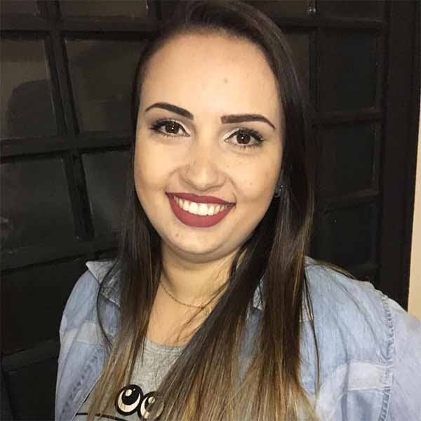 Natalia Ortega completa idade nova