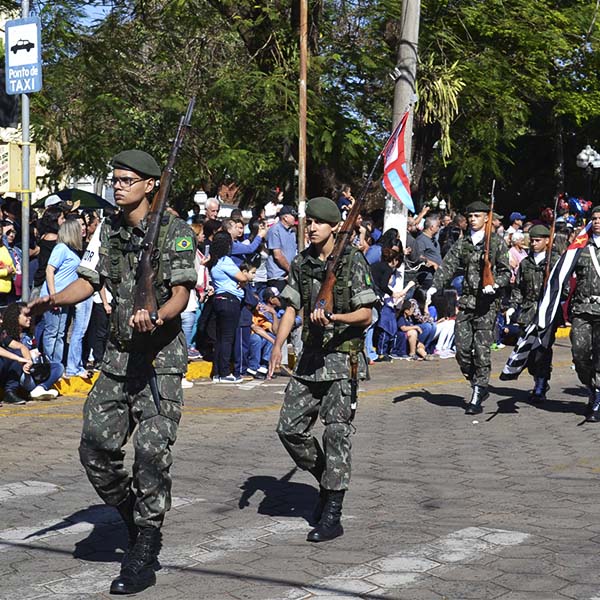 Paraguaçu Paulista comemora a Independência do Brasil com desfile cívico