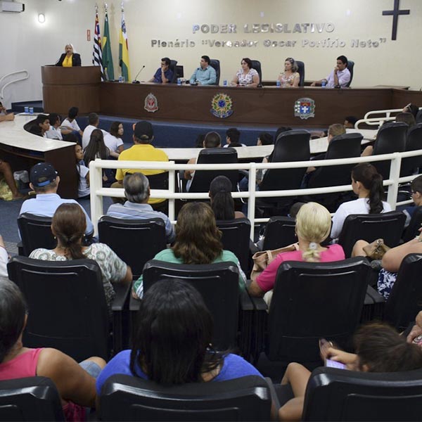 Câmara promove palestra com psiquiatra sobre prevenção ao suicídio