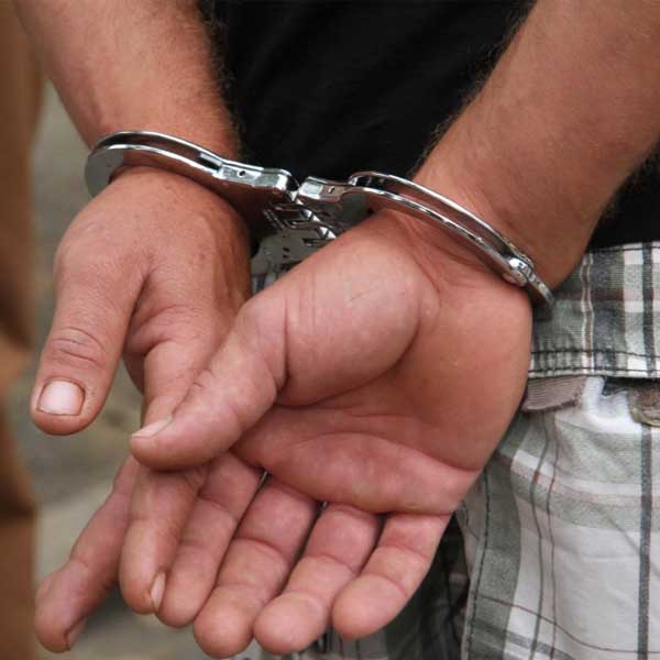 Rapaz é preso suspeito de estuprar adolescente de 13 anos em Tupã