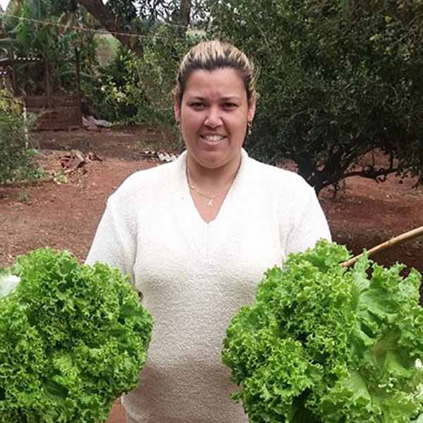 Fernanda Miranda completa idade nova