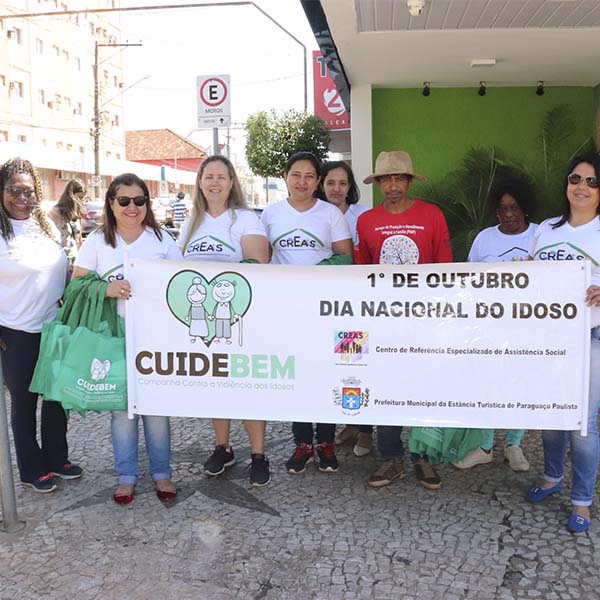 Creas de Paraguaçu realiza campanha de Combate à Violência Contra o Idoso