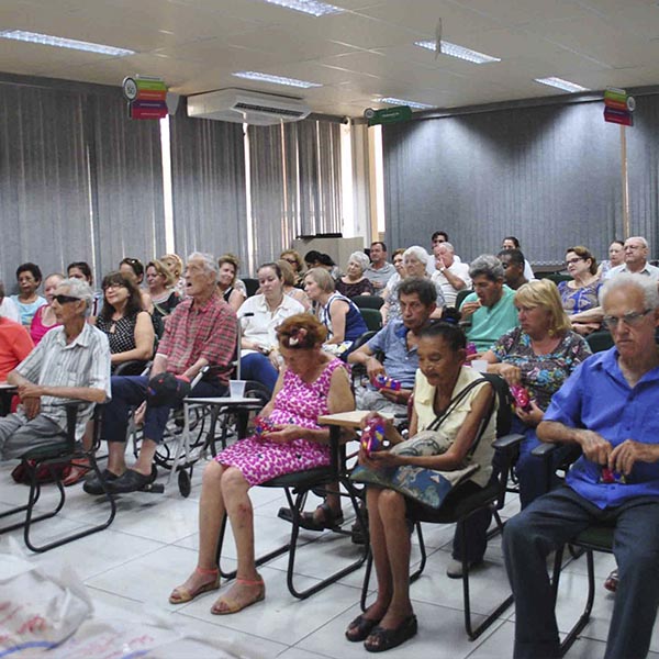 Unimed Assis comemora Dia Internacional do Idoso