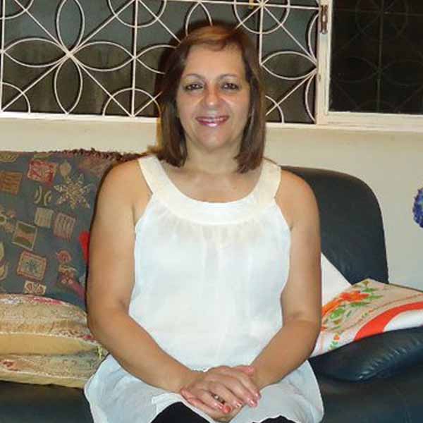 Clarinha Caldas recebe os parabéns pela chegada de mais um aniversário