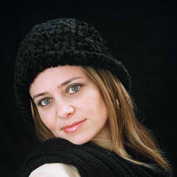 Daniela Burati apaga velinhas nesta quinta