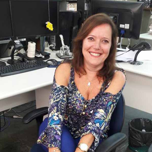 Rosiane Garrossini completa idade nova