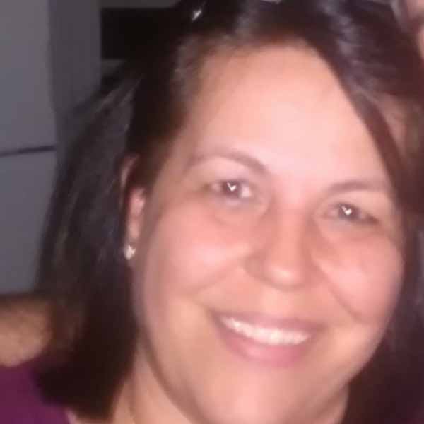 Márcia Matos recebe os parabéns pela chegada de mais um aniversário