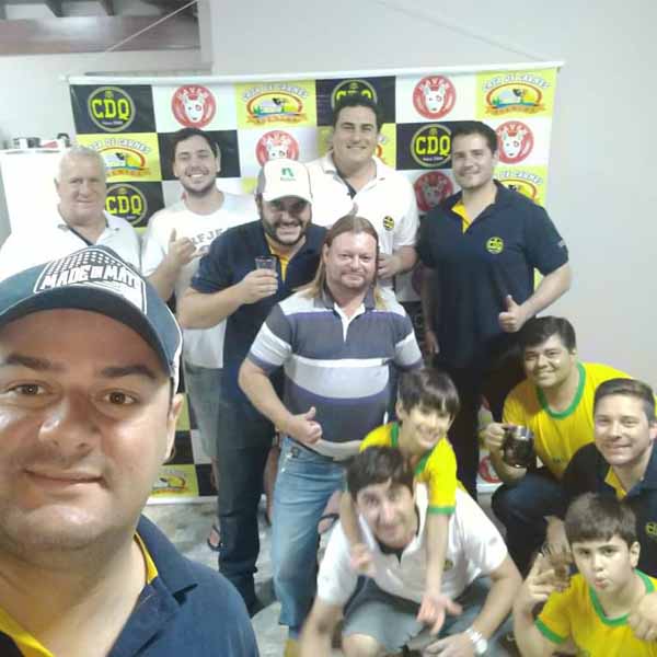 C.D.Q. confraternizam em mais uma quinta-feira