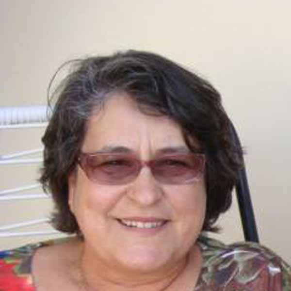 Vera Pelegrini completa idade nova