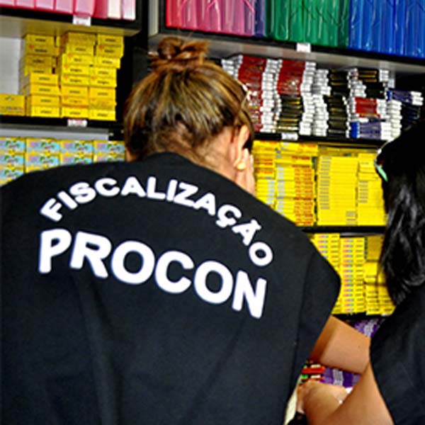 Procon de Paraguaçu orienta sobre os direitos dos consumidores para a Black Friday