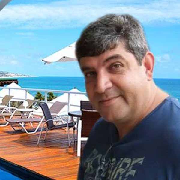 Dudu Ismail completa idade nova