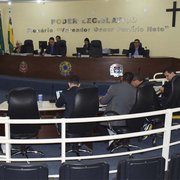 Câmara aprova mudanças referentes a estradas e caminhos públicos