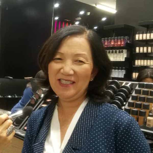 Regina Matsukura completa idade nova