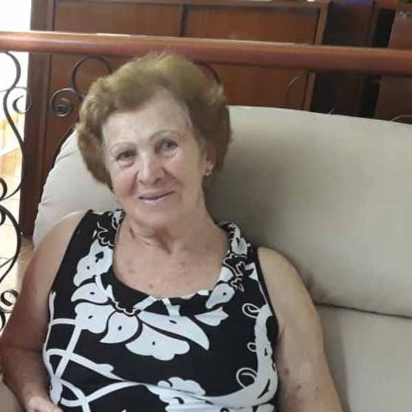 Palmira de Gênova Maróstica recebe os parabéns pela chegada de seu aniversário