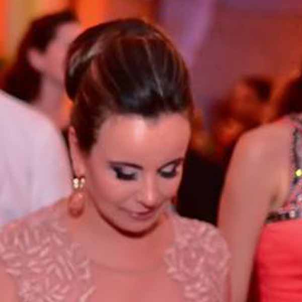 Ines Alphonse completa idade nova