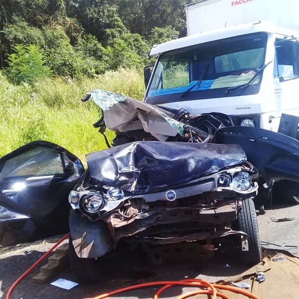 Dois assisenses morrem em grave acidente na SP-333 entre Assis e Echaporã