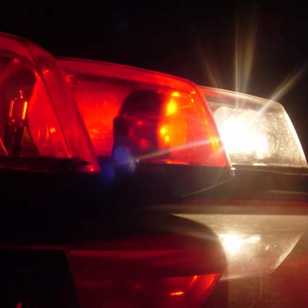 Homem leva garrafada em briga com a companheira e tem o pulmão perfurado em Marília