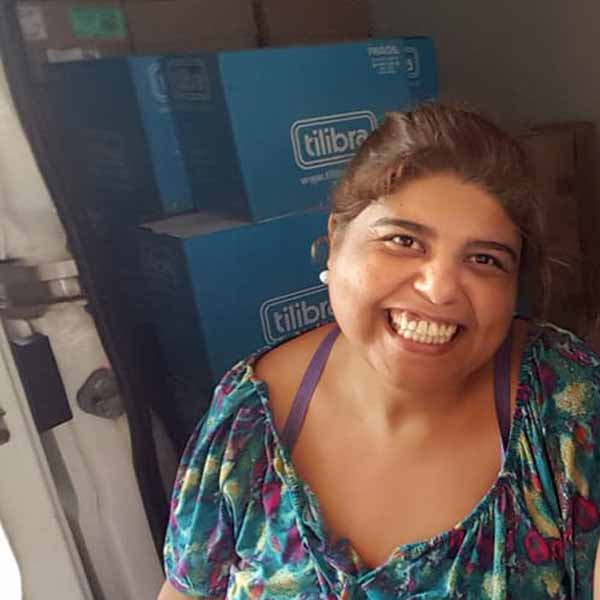 Ana Paula Faustino apaga velinhas neste sábado