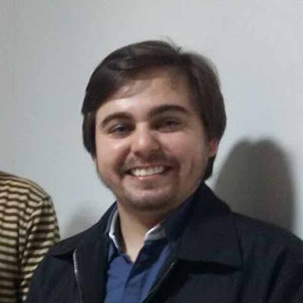 Bruno Bueno recebe os parabéns pela chegada de seu aniversário