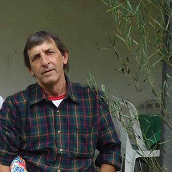 Adauto Marinho recebe os parabéns pela chegada de seu aniversário