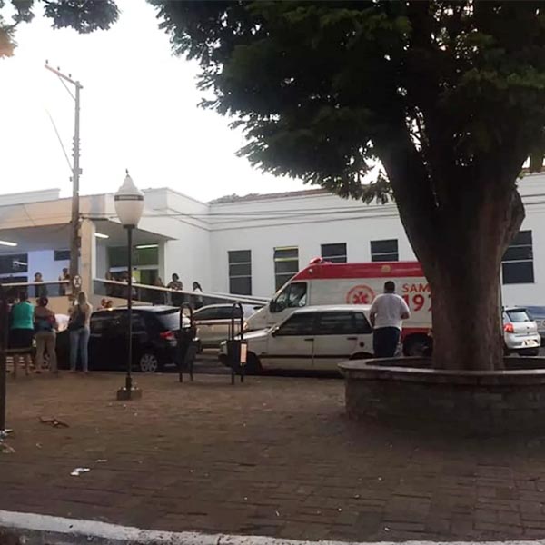 Mulher é atropelada por carro ao chegar para consulta em hospital de Assis