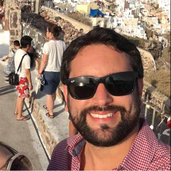 Lucas Deperon apaga velinhas nesta segunda