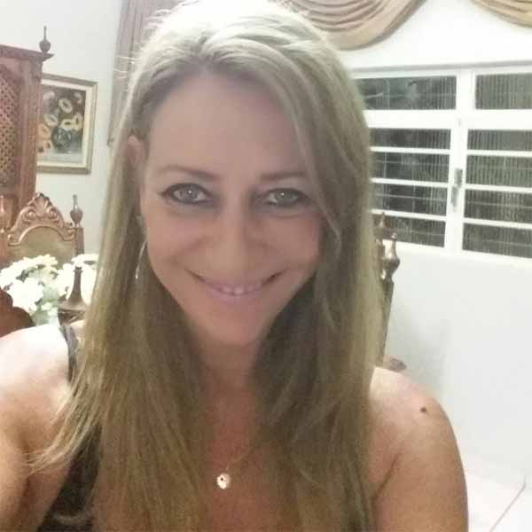 Regina Figueira completa idade nova