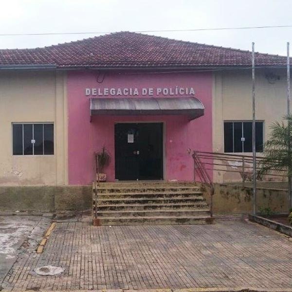 Homem é preso em Quatá após agredir a companheira com um soco no nariz