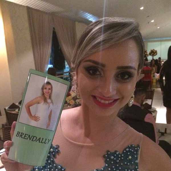 Brenda Dorigan comemora mais um aniversário.