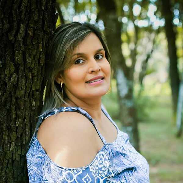 Thaysa Pereira comemora mais um aniversário.