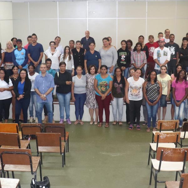 Prefeitura realiza solenidade do programa Frente de Trabalho