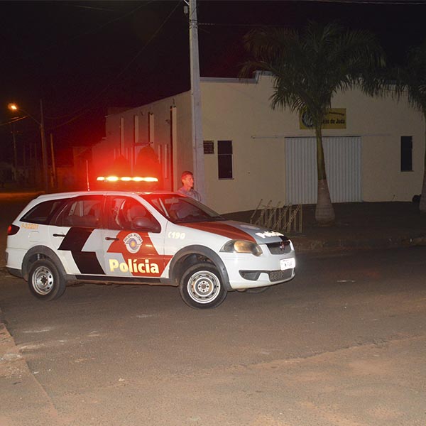 Homem é agredido com vários golpes de facão na Barra Funda