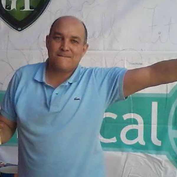 Ricardo Leuzzi apaga velinhas