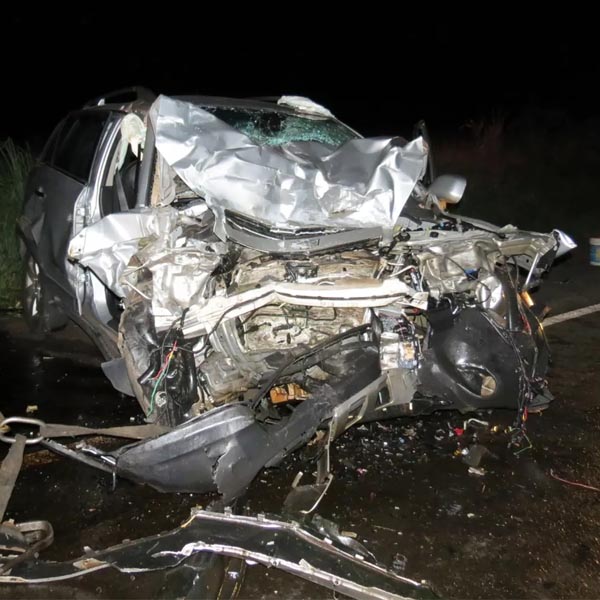Acidente deixa três mortos e dois gravemente feridos em rodovia de Martinópolis