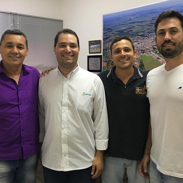 Representante da Energisa visita a Câmara e presta esclarecimentos sobre aumento na conta