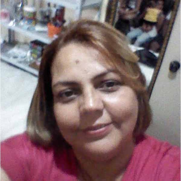 Rita Tamaiolo apaga velinhas