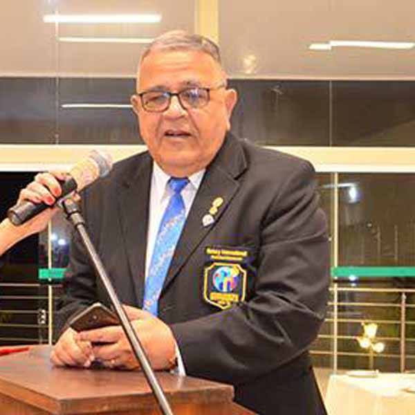 Antonio Caram completa idade nova