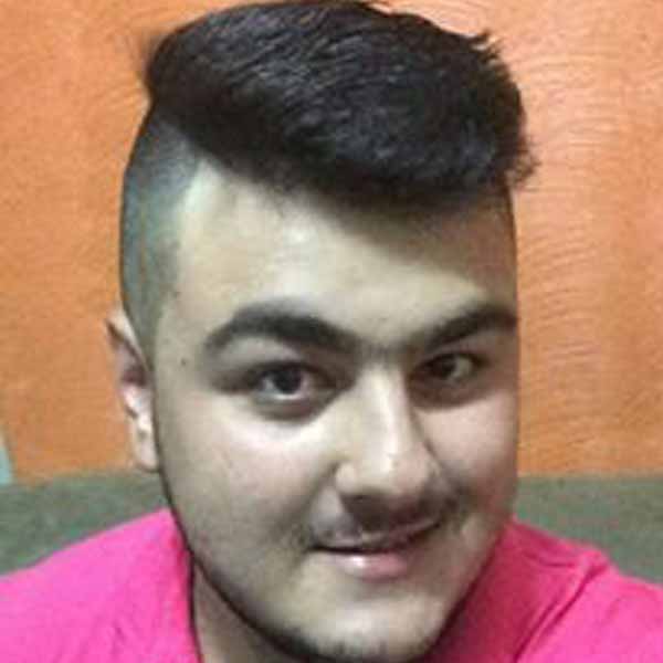 Thiago Santos Berto apaga velinhas