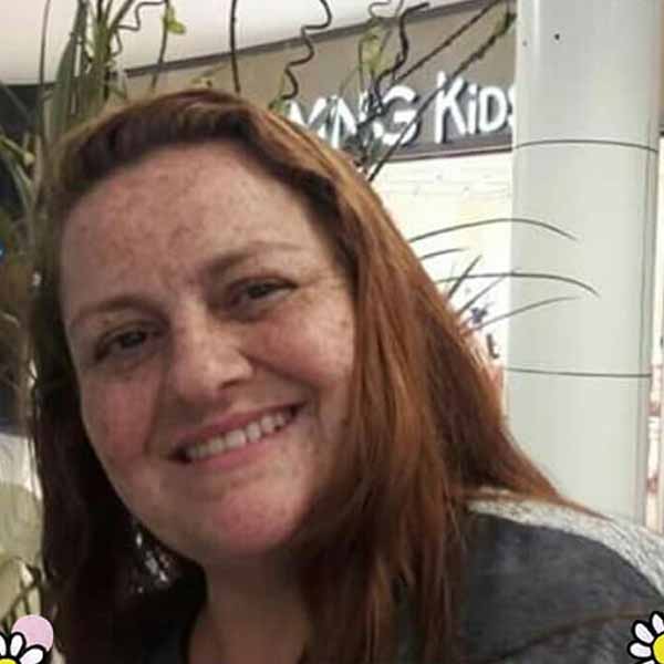 Adriana Terceros apaga velinhas