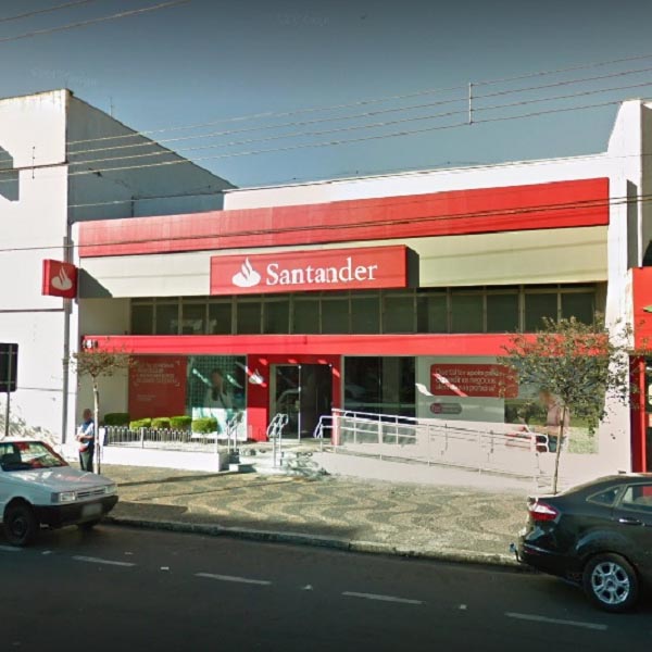 Homem morre após sofrer infarto em agência bancária em Assis