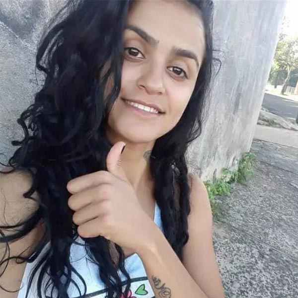 Jovem morre baleada na porta de casa em Marília; ex-namorado é suspeito