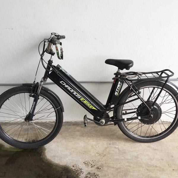 Homem rouba bicicleta elétrica, tenta fugir da PM, mas acaba atrás das grades em Paraguaçu