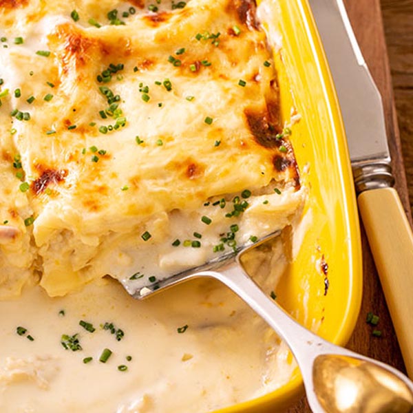 Lasanha de bacalhau com molho branco