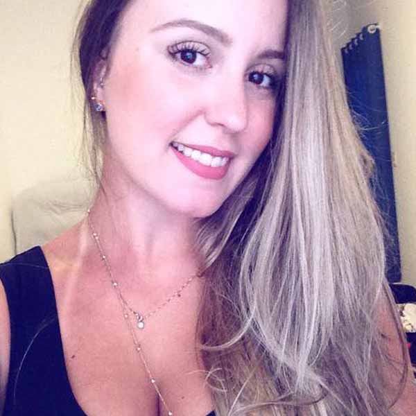 Marília Paiva, recebe os parabéns pela chegada de seu aniversário