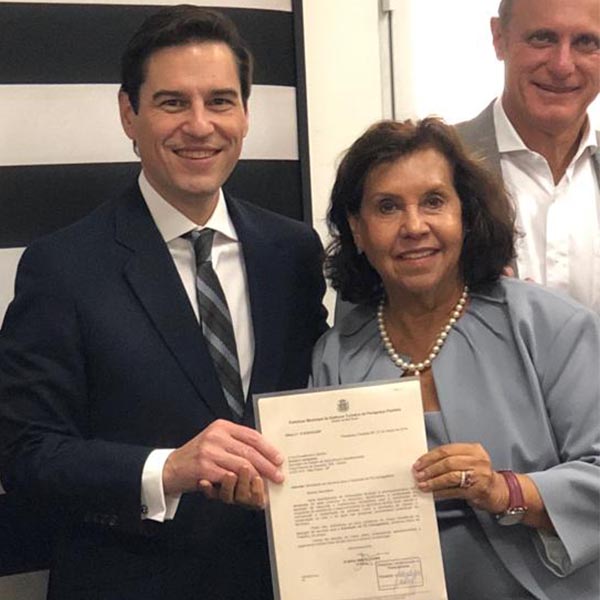 Prefeita Almira pede Programa Melhor Caminho ao secretário da Agricultura