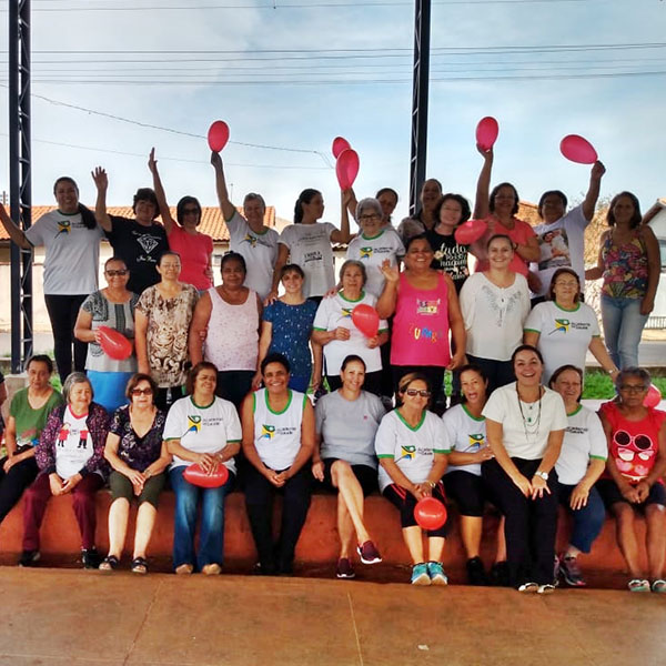 Academia de Saúde de Paraguaçu homenageia as mães com café da manhã