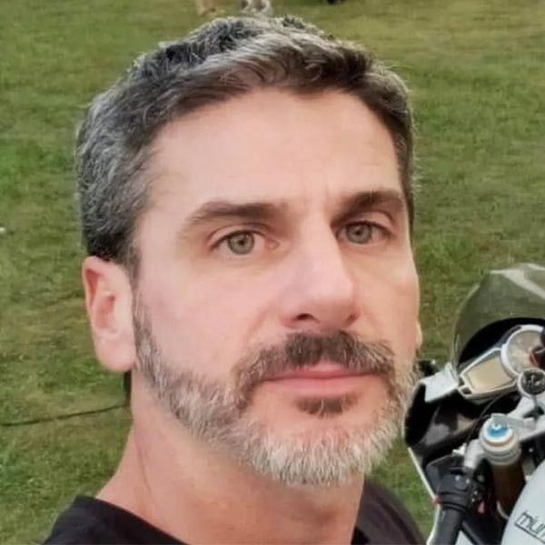 Empresário morre após se envolver em acidente de moto em rodovia de Marília