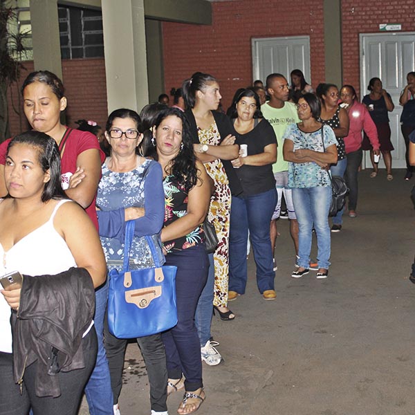 Contra desemprego, Paraguaçu contrata cerca de 70 pessoas pela Frente de Trabalho
