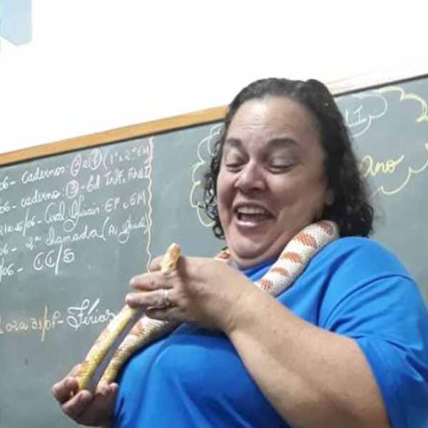 Ofelia Guedes comemora mais um aniversário.
