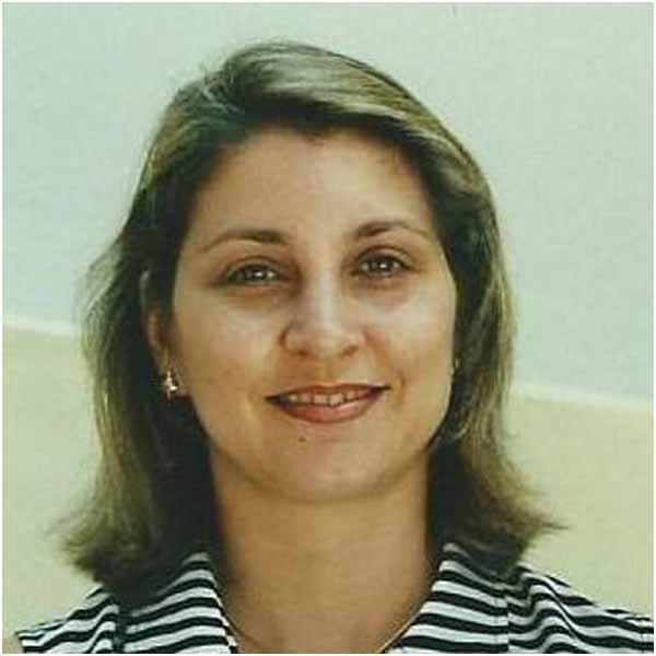 Sandra Galvão completa idade nova